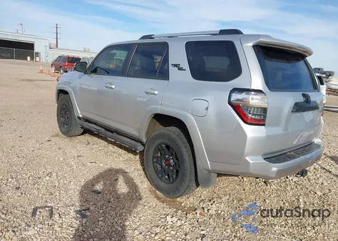 2018 Toyota 4Runner Trd Off Road Premium z USA, uszkodzony, nr VIN JTEBU5JR3J5516196